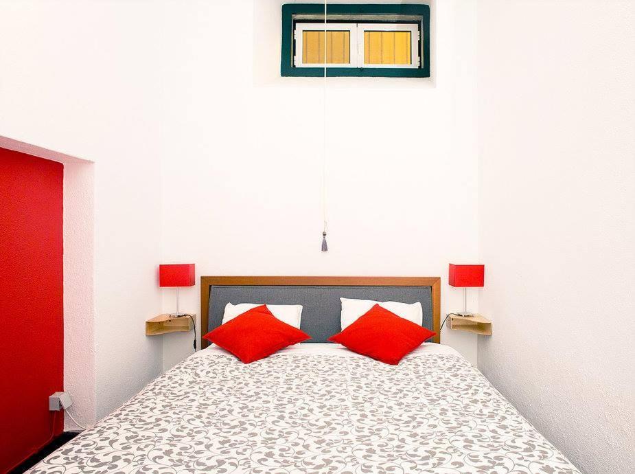 Renewed Apartment In Alfama Lisbon Exterior photo